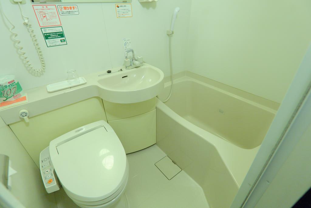 Washington R&B Hotel Sapporo Kita 3 Nishi 2 Exterior photo